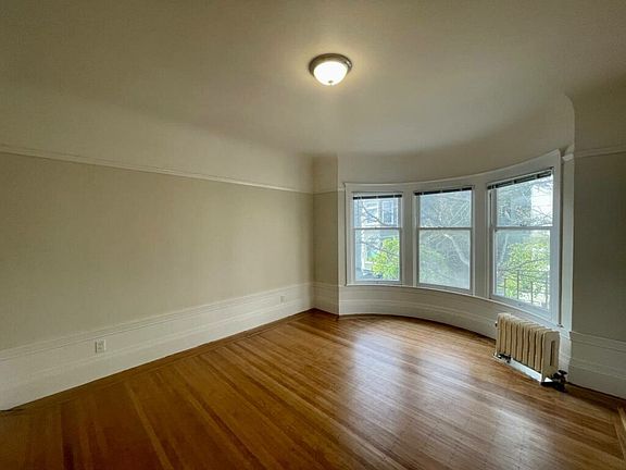 3rd image of 1357 Clay St APT 2