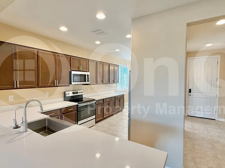 28273 N 132nd Ln — Photo 7