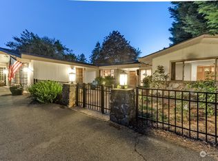 16617 104th Ave NE, Bothell, WA 98011