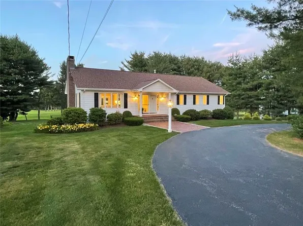 189 Old River Rd, Lincoln, RI 02865