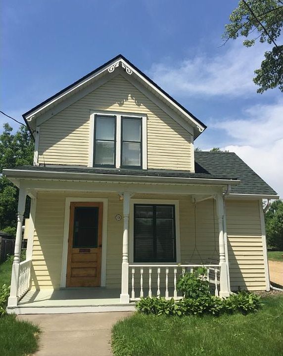 1st image of 118 Sherburne St S