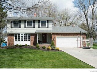 112 South Ln, Orchard Park, NY 14127