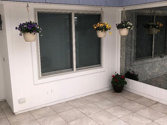 4th image of 9325 W Briarwood Cir