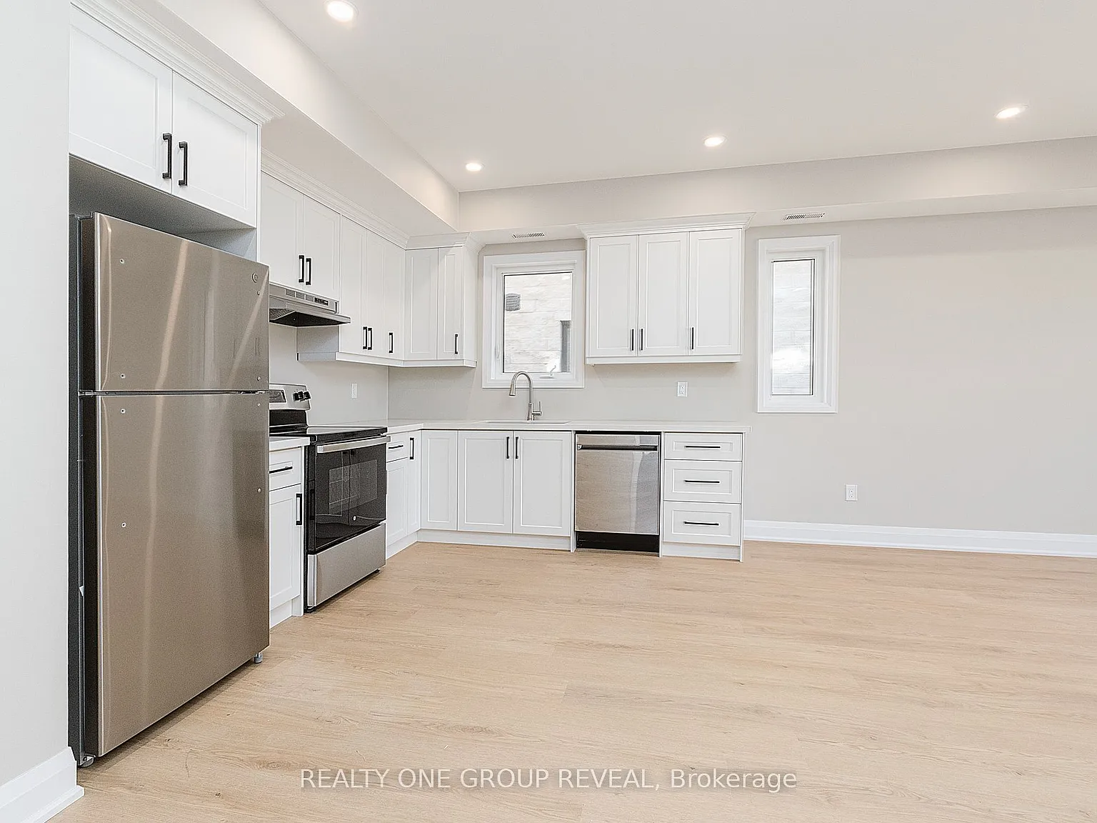 2 bed, $2,500 — Photo 3