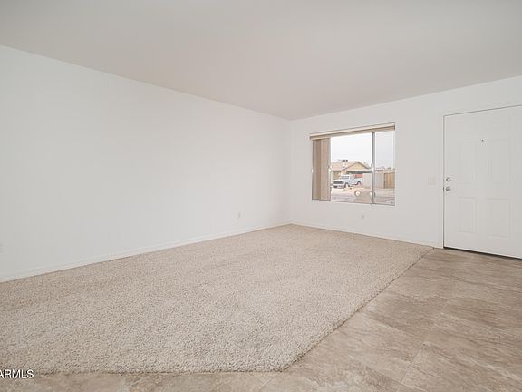 5th image of 8955 W MEADOWBROOK Avenue