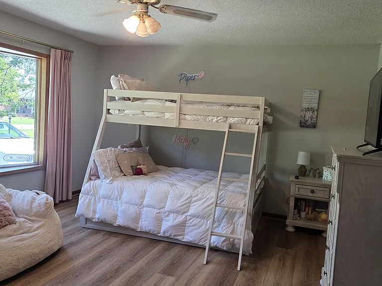 904 Caracara Dr — Photo 7