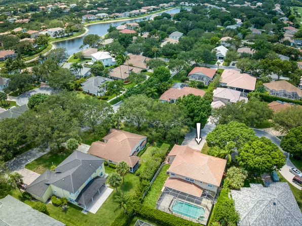272 Crane Pt N, Jupiter, FL 33458