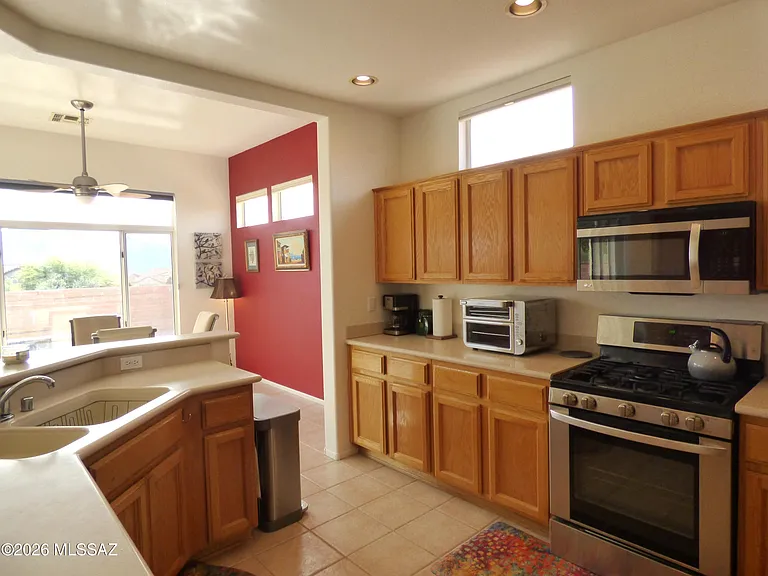 14256 N Greenspun Pl — Photo 9