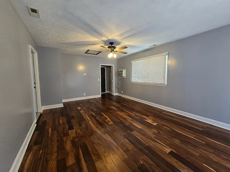 6957 Bone Creek Dr — Photo 25