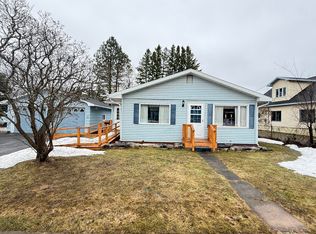 1303 John St, Sault Sainte Marie, MI 49783