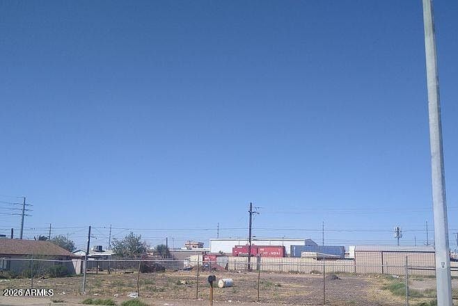 2nd image of 1608 W SHERMAN Street #4