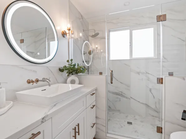 719 Oro Ter APT 1, San Pedro, CA 90731