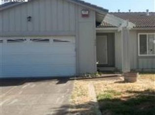 166 Maple Ct, Hercules, CA 94547