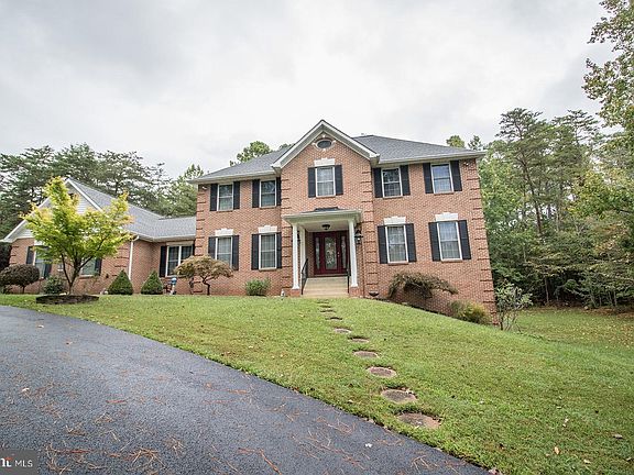 4th image of 43610 Deer Run Ct