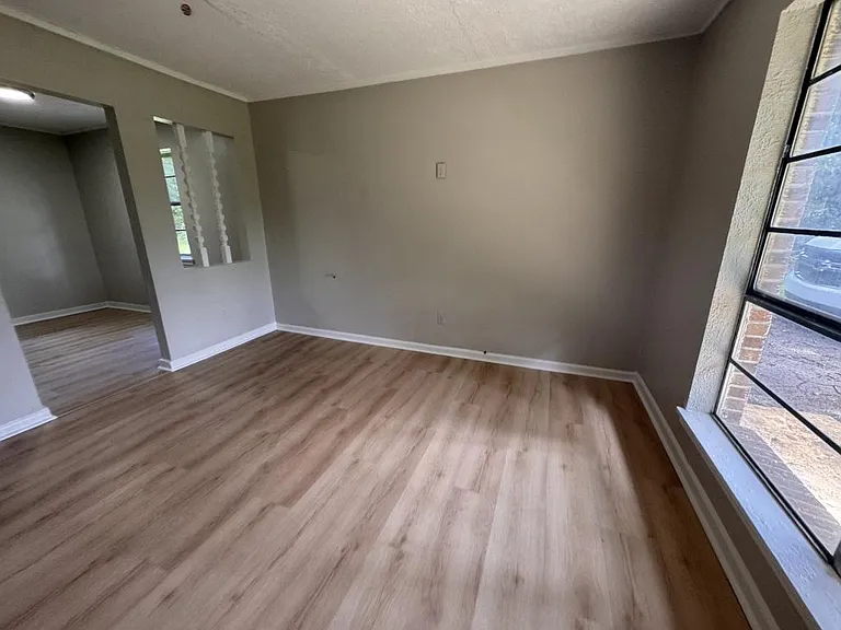 119 Worthy Dr — Photo 5