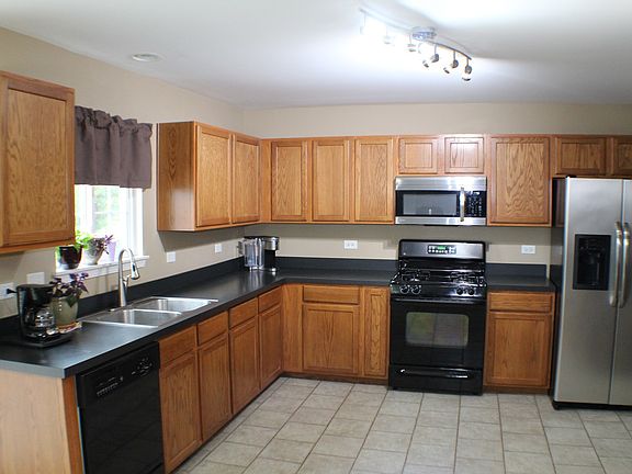 3rd image of 1300 Clifton Dr