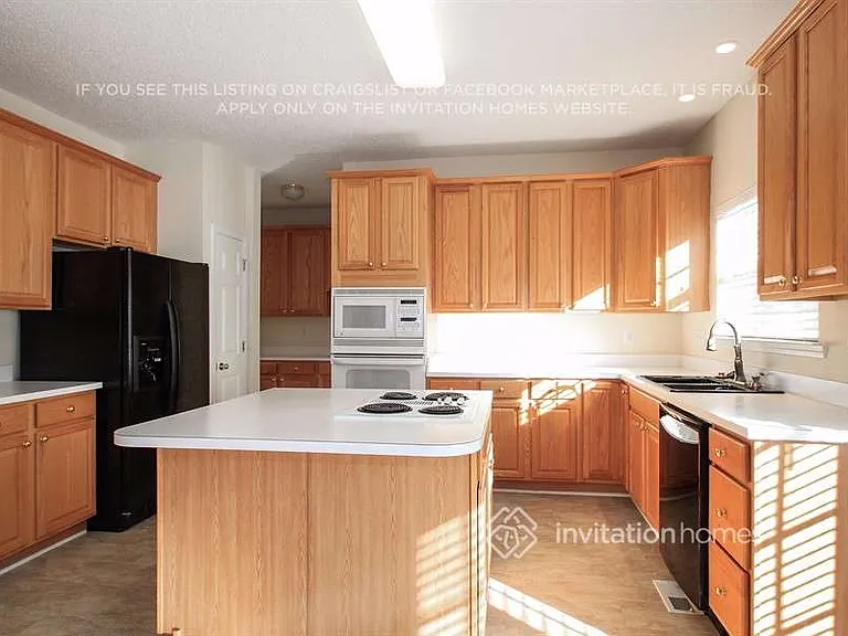 3108 Gross Ave — Photo 5