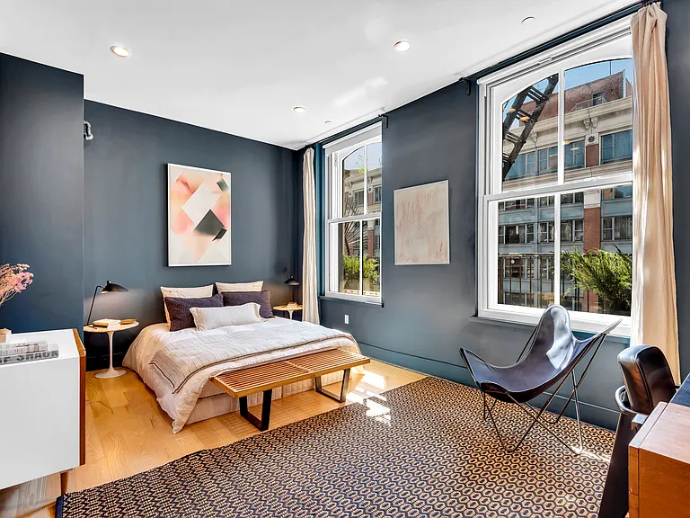 31 Walker St #4 — Photo 4
