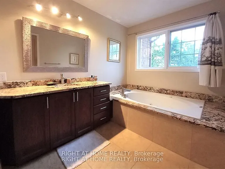 142 Windhurst Dr — Photo 29
