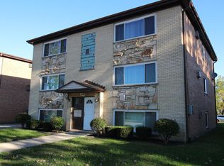3838 W 124th St APT 2W, Alsip, IL 60803