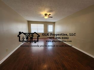 302 N Burton Ave, Springfield, MO 65802