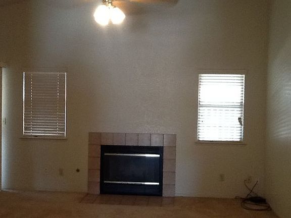 2nd image of 721 Elmwood Ct