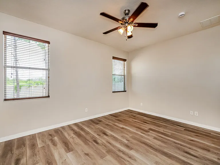 908 Larwood Pine Dr — Photo 10