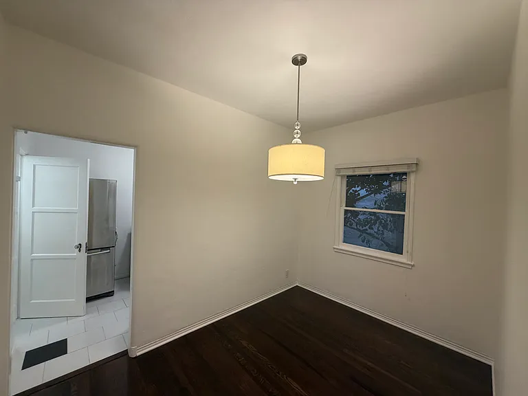 1049 S Orange Grove Ave #1 — Photo 8