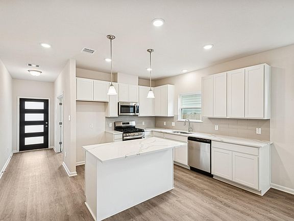 7th image of this home