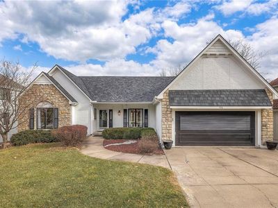 416 NE Brockton Dr, Lees Summit, MO, 64064