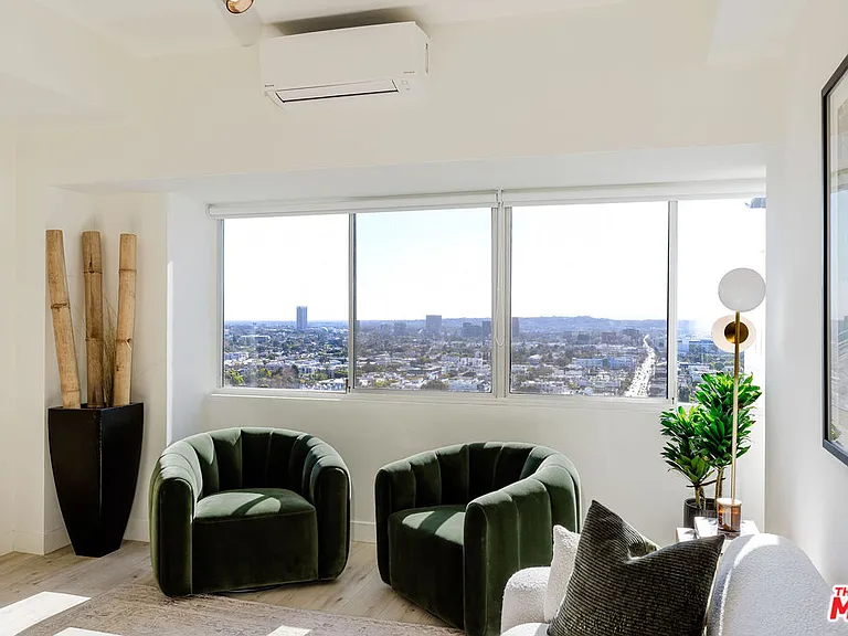 1155 N La Cienega Blvd #1207 — Photo 5