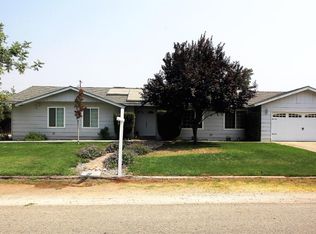 11757 Charlton Rd, Madera, CA 93636
