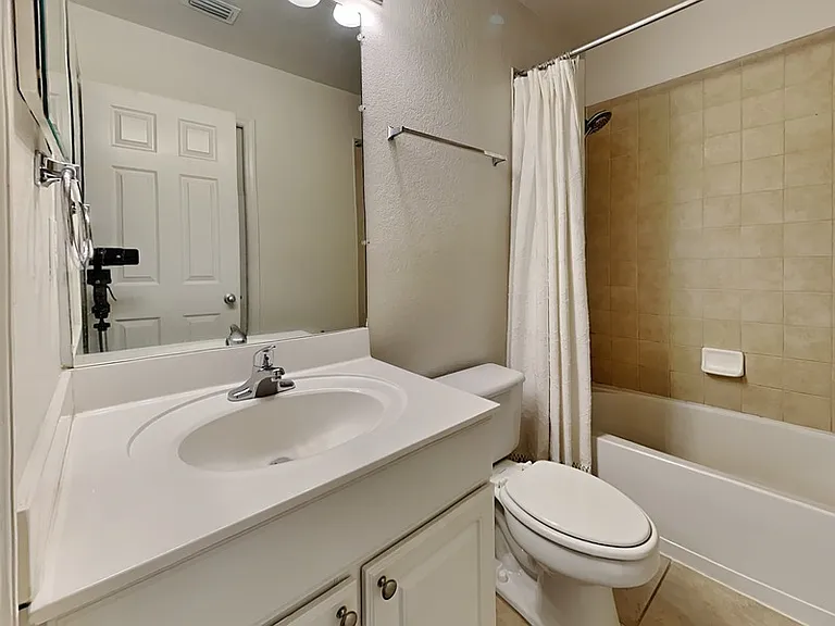 5236 Hampton Beach Pl — Photo 15