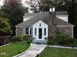 25 Eastway Rd, Bridgeport, CT 06606