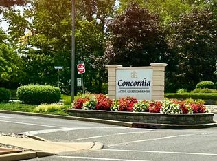 19 George Washington Dr #19D, Monroe Township, NJ 08831