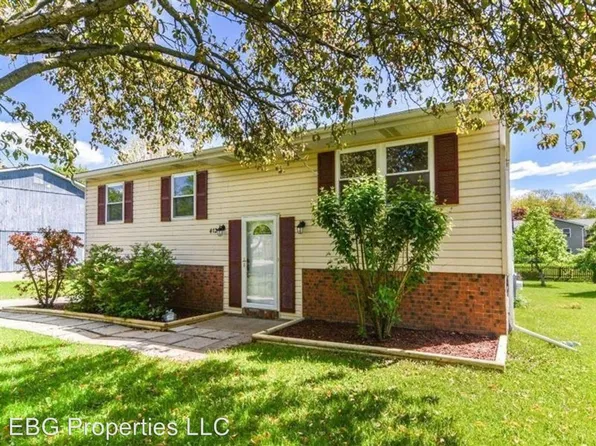 412 Mary St, Cranberry Township, PA 16066