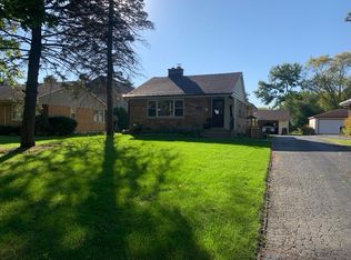 454 S Maple St, Itasca, IL 60143