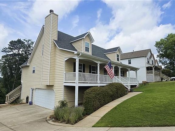 3rd image of 348 S Woods Ct