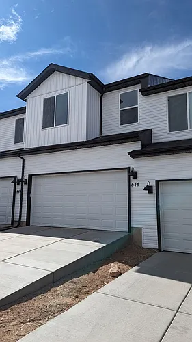 544 S May Dr Photo 1