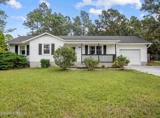 535 Sand Ridge Rd, Hubert, NC 28539