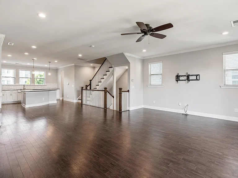 1722 Pat Garrett St — Photo 13
