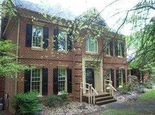 2304 Kingsmill Trl, Charlotte, NC 28270