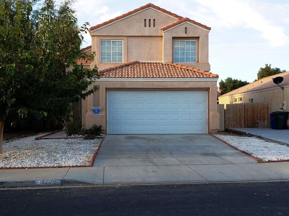 1st image of 13639 Monterey Ct
