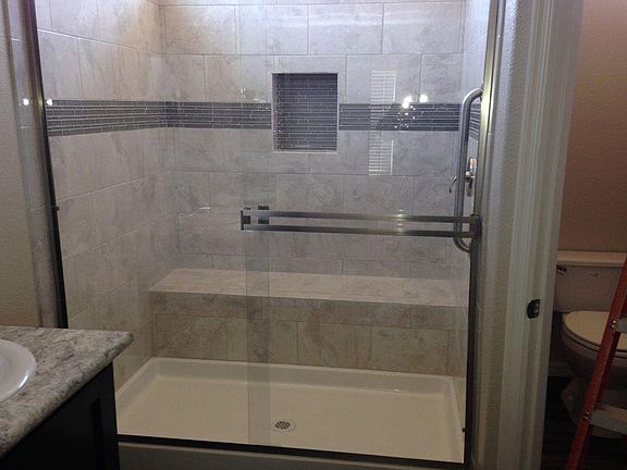 3rd image of 1456 E Philadelphia Ave #408