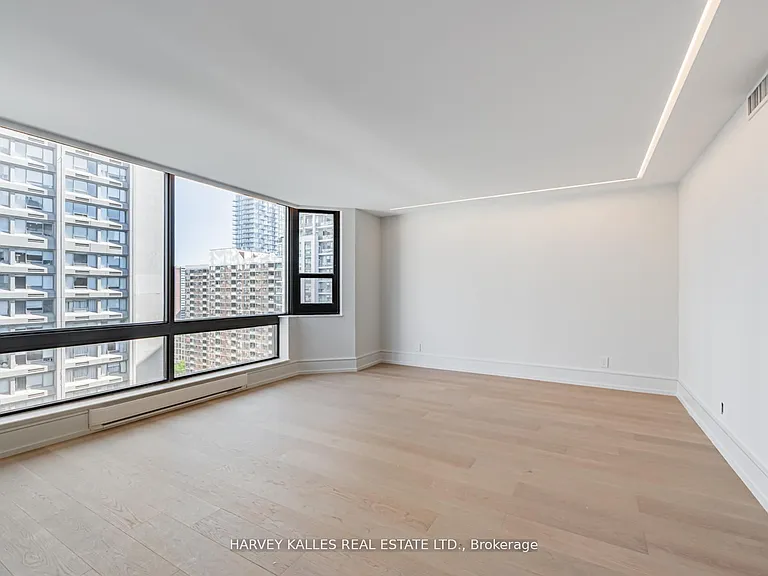 1166 Bay St #1703 — Photo 22