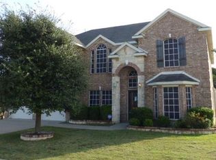 952 Meadowlark Ln, Desoto, TX 75115