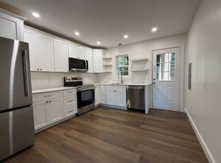 408 Old Central Rd APT 2, Clemson, SC 29631
