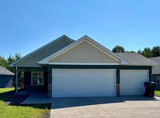 2032 Reuss Pkwy, Saint Croix Falls, WI 54024