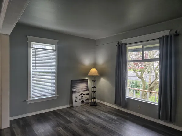 2932 Cedar St, Everett, WA 98201