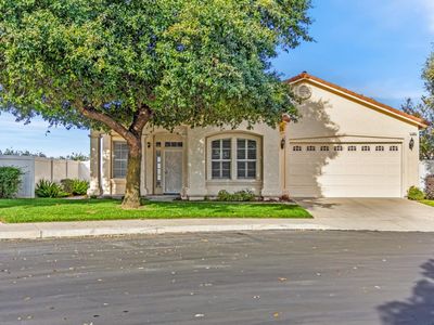 137 Little Johns Creek Dr, Oakdale, CA, 95361